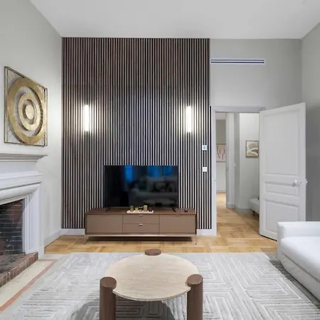 2b.appart 6pers#2bedrooms#victorhugo#arcdetriomphe شقة *