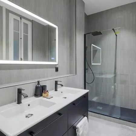 2b.appart 6pers#2bedrooms#victorhugo#arcdetriomphe Apartmán