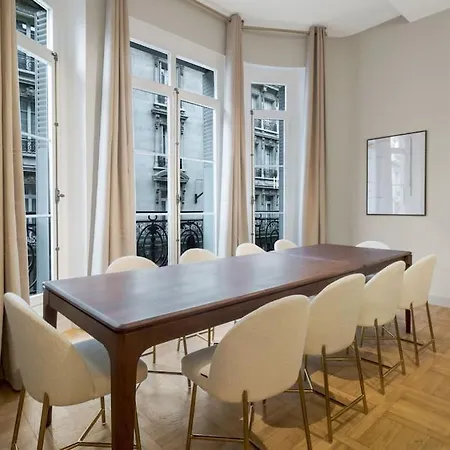 2b.appart 6pers#2bedrooms#victorhugo#arcdetriomphe Apartmán